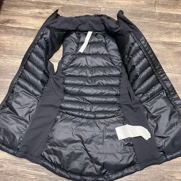Lululemon Down For A Run Vest Black Goose Down Stretch Panels Sz 2 $148 retail - Picture 5 of 7